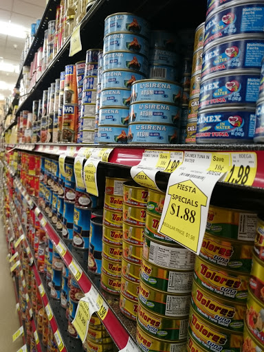 Grocery Store «Fiesta Market», reviews and photos, 160 N Bolingbrook Dr, Bolingbrook, IL 60440, USA