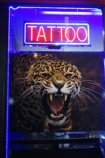 Tattoo Shop «Wildlife Tattoo», reviews and photos, 7149 Winnetka Ave, Winnetka, CA 91306, USA