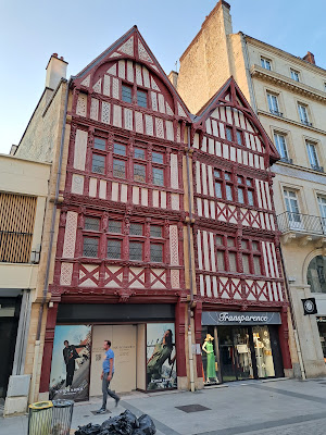 Institut Transparence à Caen