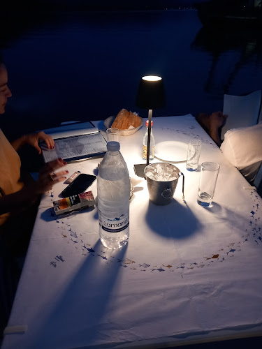 Σκάλα Λουτρών 811 00