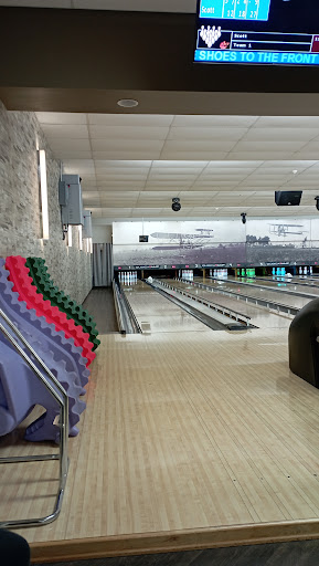 Bowling Alley «Kittyhawk Lanes», reviews and photos, 2241 Birch St, Wright-Patterson AFB, OH 45433, USA