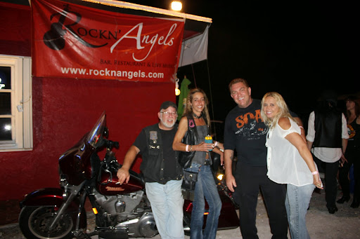 Bar & Grill «Rockn Angels Bar Restaurant, Karaoke & Live Music», reviews and photos, 7200 N Dixie Hwy, Boca Raton, FL 33487, USA
