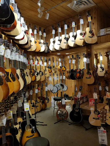 Music Store «Guitar Center», reviews and photos, 8 Garet Pl, Commack, NY 11725, USA