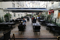 Atmosphère du Restaurant de fruits de mer Le Grand Bleu à Saumur - n°13