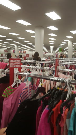 Clothing Store «Burlington Coat Factory», reviews and photos, 1402 SE Everett Mall Way, Everett, WA 98208, USA