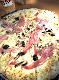 Pizza du Restaurant italien Chez le Garde à Vauvenargues - n°16