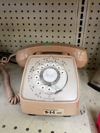 Thrift Store «Goodwill», reviews and photos, 26883 Bouquet Canyon Rd, Santa Clarita, CA 91350, USA