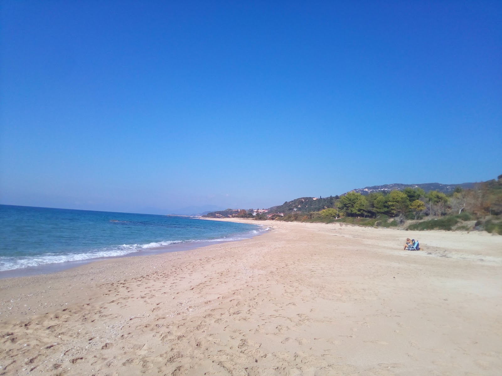 Foto de Lygia beach con arena brillante superficie