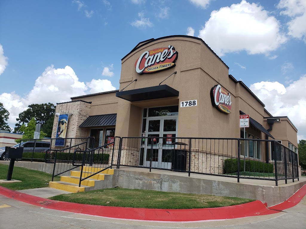 Raising Cane's Chicken Fingers Fayetteville, AR 72701, Reviews, Hours & Contact