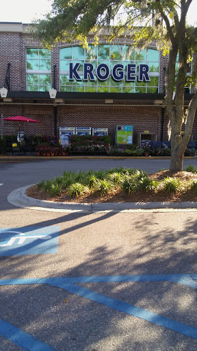 Grocery Store «Kroger», reviews and photos, 125 Towne Dr, Bluffton, SC 29910, USA