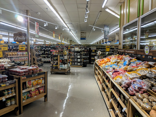Grocery Store «Food Lion», reviews and photos, 5426 Six Forks Rd, Raleigh, NC 27609, USA