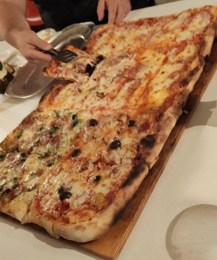 Pizza & Sfizi in Castelnuovo della Daunia, Provincia di Foggia