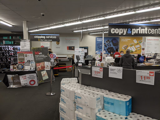 Office Supply Store «Staples», reviews and photos, 24-41 31st St, Astoria, NY 11102, USA