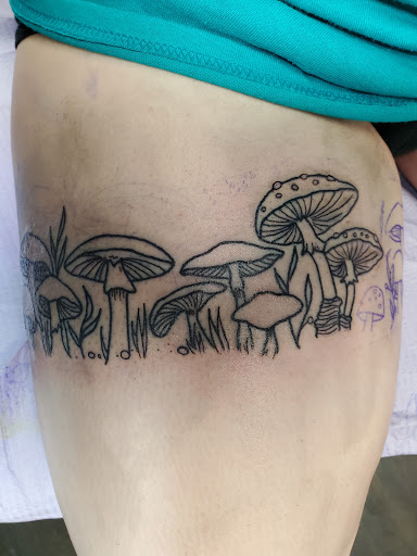 Tattoo Shop «Eternal Tattoo», reviews and photos, 3207 S Campbell Ave, Springfield, MO 65807, USA