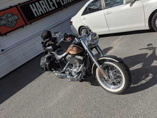 Motorcycle Dealer «American Harley Davidson», reviews and photos, 1437 Central St, Leominster, MA 01453, USA