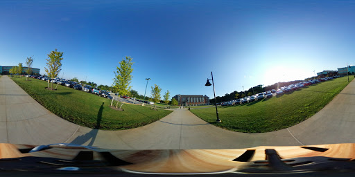 Technical School «New England Institute of Technology», reviews and photos