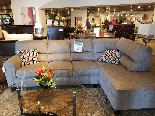 Outlet Store «Rooms To Go Outlet Furniture Store - Norcross», reviews and photos, 6288 Dawson Blvd, Norcross, GA 30093, USA