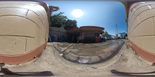 Car Wash «Studio City Hand Car Wash», reviews and photos, 11514 Ventura Blvd, Studio City, CA 91604, USA