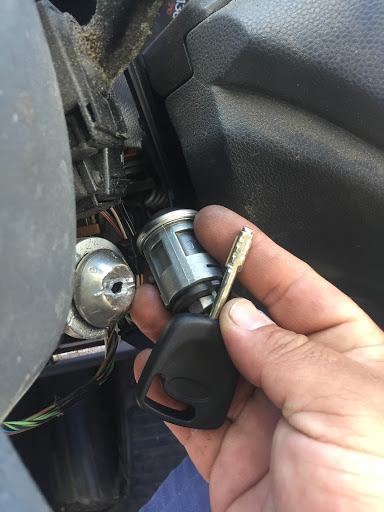 Locksmith «A & M Mobile Locksmith», reviews and photos, 5850 Antoine Dr, Houston, TX 77091, USA