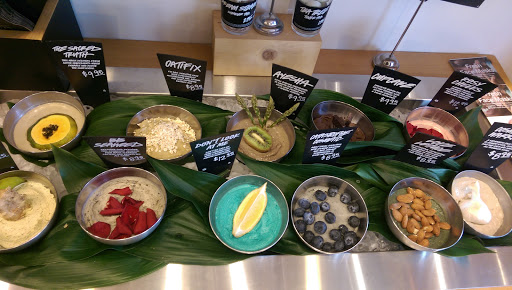 Cosmetics Store «Lush Cosmetics», reviews and photos, 3915 W 50th St, Edina, MN 55424, USA