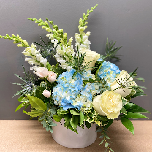 Florist «Crescent Floral & Gifts», reviews and photos, 2140 Wealthy St SE, Grand Rapids, MI 49506, USA