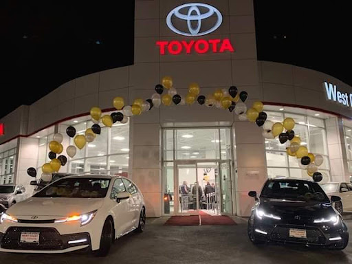 Car Dealer «West Coast Toyota», reviews and photos, 3399 E Willow St, Long Beach, CA 90806, USA