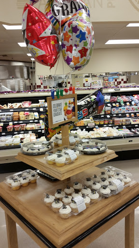 Grocery Store «Food Lion», reviews and photos, 802 Harbour W Dr, Rocky Mount, NC 27803, USA