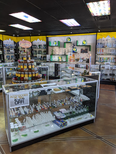 Tobacco Shop «Glassworx of Tulsa Head Shop», reviews and photos, 6529 E 51st St, Tulsa, OK 74145, USA
