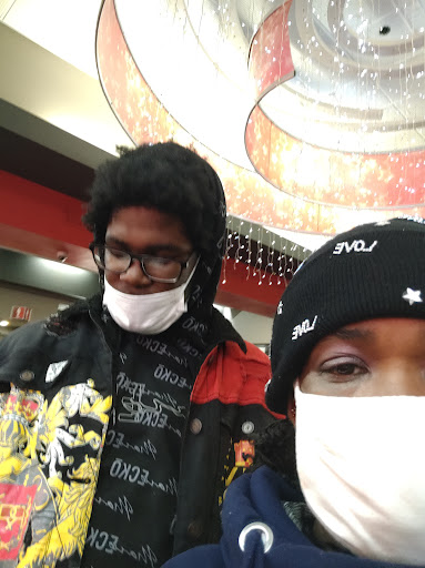 Movie Theater «Bel Air Luxury Cinema», reviews and photos, 10100 East 8 Mile Road, Detroit, MI 48234, USA