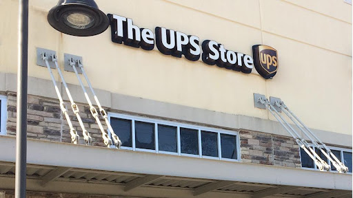 The UPS Store, 2831 Eldorado Pkwy #103, Frisco, TX 75034, USA, 