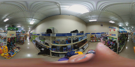 Pet Supply Store «PetSmart», reviews and photos, 1203 N Landing Way, Renton, WA 98057, USA
