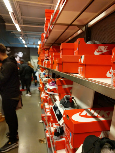Sporting Goods Store «Nike Factory Store», reviews and photos, 18 West Lightcap Rd #901, Pottstown, PA 19464, USA
