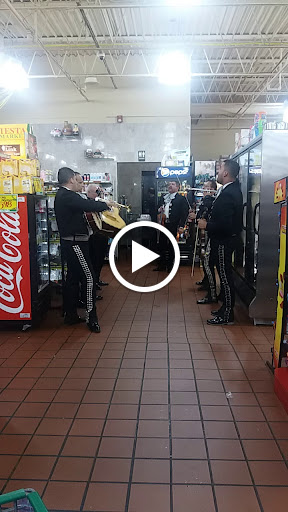 Mexican Grocery Store «Fiesta Market», reviews and photos, 939 E Irving Park Rd, Streamwood, IL 60107, USA