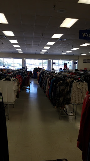 Thrift Store «Goodwill Industries of Middle Tennessee», reviews and photos, 1220 Huntsville Hwy, Fayetteville, TN 37334, USA