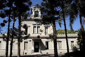 Museo Nacional De Antropología image