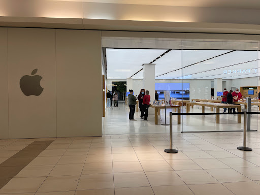 Shopping Mall «The Fashion Mall at Keystone», reviews and photos, 8702 Keystone Crossing, Indianapolis, IN 46240, USA