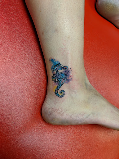 Tattoo Shop «Alternative Tattoo», reviews and photos, 613 Hilltop Rd, Curtis Bay, MD 21226, USA