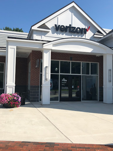 Shopping Mall «Longmeadow Shops», reviews and photos, 666 Bliss Rd # 2, Longmeadow, MA 01106, USA