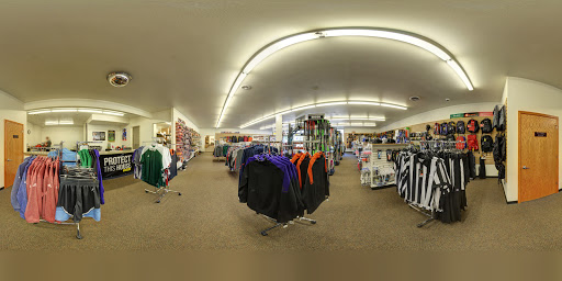 Sporting Goods Store «Chippewa Valley Sporting Goods», reviews and photos, 1315 S Hastings Way, Eau Claire, WI 54701, USA