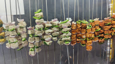 Dec 25 street food