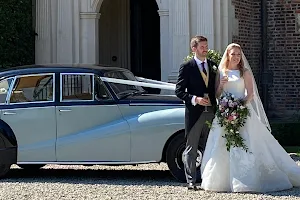 Veil of York Wedding Cars image