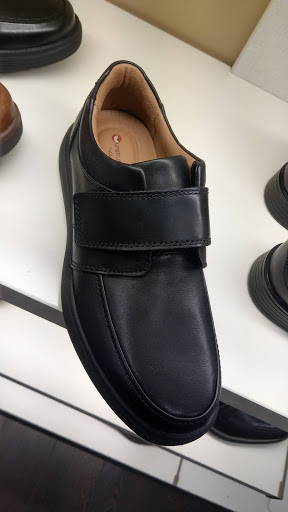 Best Stores To Buy Women's Clarks Near Me