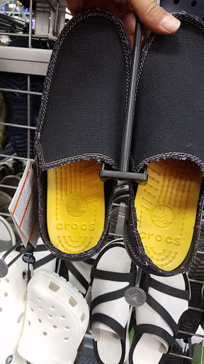 Sporting Goods Store «Big 5 Sporting Goods», reviews and photos, 1401 E 120th Ave, Thornton, CO 80233, USA