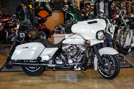 Motorcycle Dealer «McGrath Dubuque Harley Davidson», reviews and photos, 145 N Cres Ridge, Dubuque, IA 52003, USA