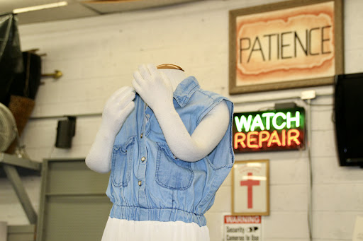 Thrift Store «The Main Place Thrift Store», reviews and photos, 1631 El Camino Real, Tustin, CA 92780, USA