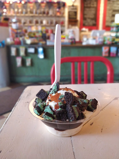 American Restaurant «Lickity Split Frozen Custard», reviews and photos, 6056 N Broadway St, Chicago, IL 60660, USA