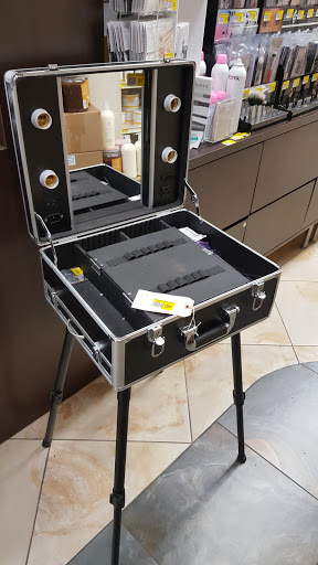 Beauty Supply Store «Flamingo Beauty Supply», reviews and photos, 8275 NW 36th St, Doral, FL 33166, USA