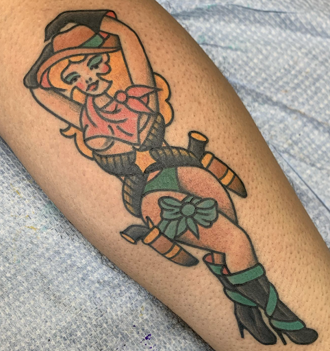 Explore simple finger tattoo ideas, creative tattoo ideas in Honolulu, available at Aloha Tattoo Waikiki Hilton Hawaiian Village Rainbow Bazaar