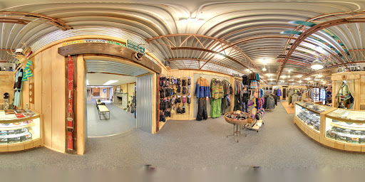 Snowboard Shop «Peak Ski & Snowboard Center», reviews and photos, 640 Center Rd, Pittsburgh, PA 15239, USA