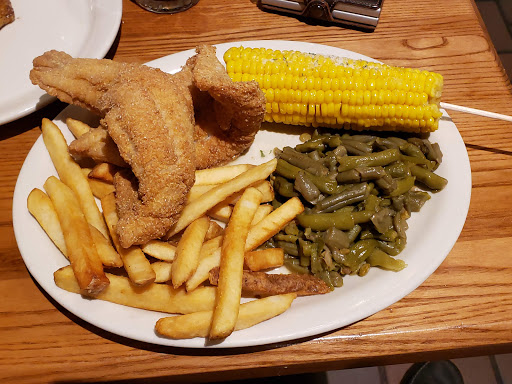 American Restaurant «Cracker Barrel Old Country Store», reviews and photos, 200 Bypass Rd, Williamsburg, VA 23185, USA